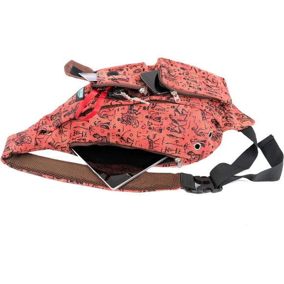 Meru Sling Bag - Picture 3 of 15